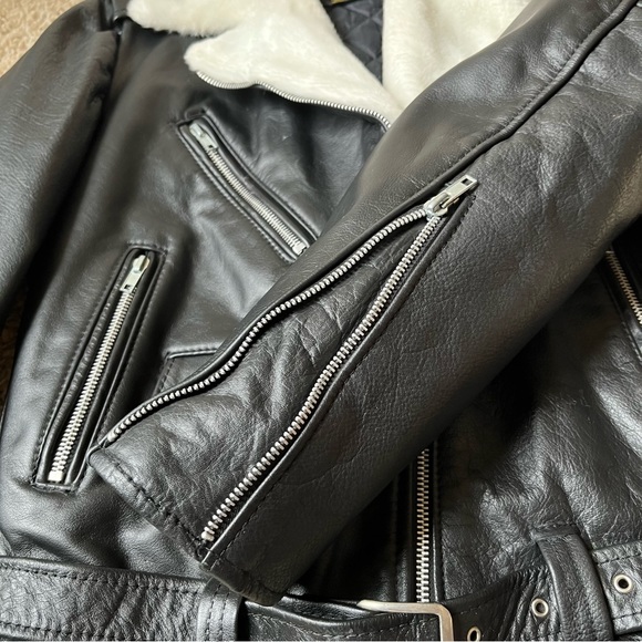 Vintage Nikki black leather motorcycle jacket white plush fur trim collar EUC M - Picture 12 of 16